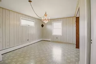 55 Mixter St, Middletown, RI 02842 - Photo 12