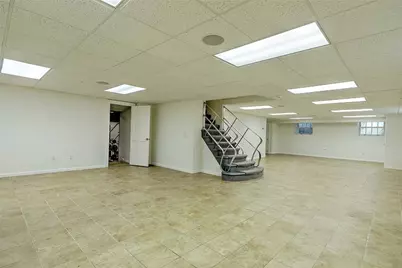 750 Elmgrove Avenue, Providence, RI 02906 - Photo 44