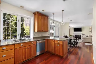 283 Castle Rocks Rd, Warwick, RI 02886 - Photo 16