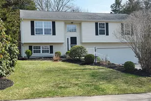 12 Butterfly Dr, Westerly, RI 02891 - Photo 2