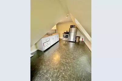 313 Berkeley Avenue #3, Middletown, RI 02842 - Photo 4