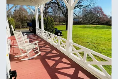 313 Berkeley Avenue #3, Middletown, RI 02842 - Photo 12