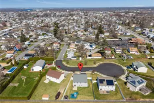 71 Fairview Ave, East Providence, RI 02914 - Photo 2