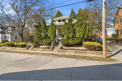 27 Essex Street, Cranston, RI 02910 - Photo 6