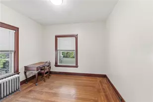 27 Essex St, Cranston, RI 02910 - Photo 34