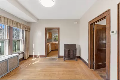 27 Essex Street, Cranston, RI 02910 - Photo 22