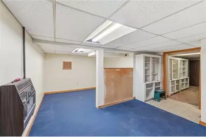 27 Essex Street, Cranston, RI 02910 - Photo 38