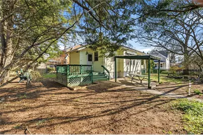 27 Essex Street, Cranston, RI 02910 - Photo 8