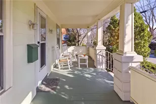 27 Essex St, Cranston, RI 02910 - Photo 16