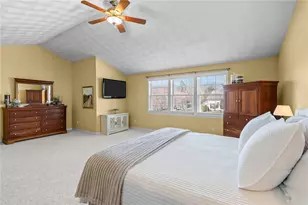 25 Red Hawk Dr, Cranston, RI 02921 - Photo 20
