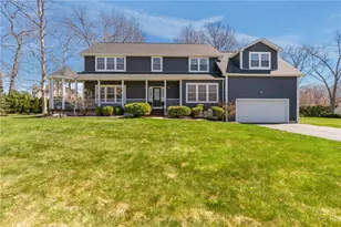 25 Red Hawk Dr, Cranston, RI 02921 - Photo 2