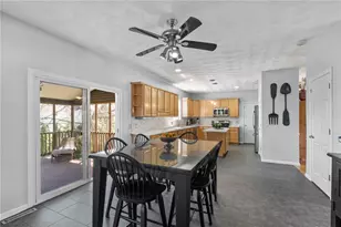 25 Red Hawk Dr, Cranston, RI 02921 - Photo 8