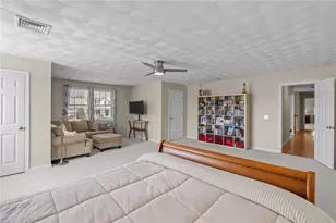 25 Red Hawk Dr, Cranston, RI 02921 - Photo 34