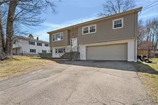 92 Star Ave, Woonsocket, RI 02895 - Photo 2
