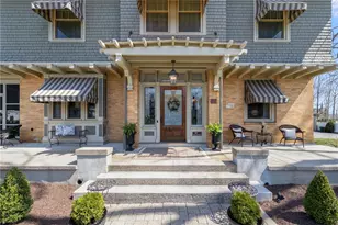 144 Woodland Rd, Woonsocket, RI 02895 - Photo 2