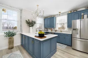 144 Woodland Rd, Woonsocket, RI 02895 - Photo 12