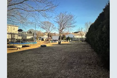 80 Phenix Avenue, Cranston, RI 02920 - Photo 48