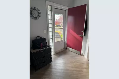 80 Phenix Avenue, Cranston, RI 02920 - Photo 8