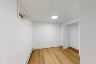 372 Hawkins St, Providence, RI 02904 - Photo 8