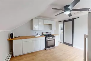 372 Hawkins St, Providence, RI 02904 - Photo 16