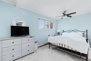 64 Pocasset Ave, Tiverton, RI 02878 - Photo 6