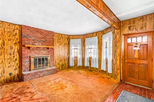 30 Naples Ave, Providence, RI 02908 - Photo 6