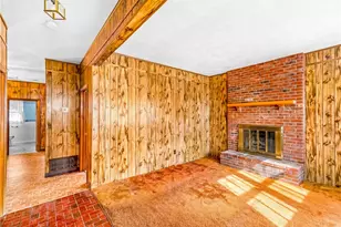 30 Naples Ave, Providence, RI 02908 - Photo 4