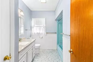 30 Naples Ave, Providence, RI 02908 - Photo 12