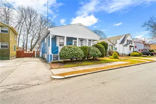 30 Naples Ave, Providence, RI 02908 - Photo 2