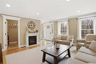 20 Grove Rd, Cumberland, RI 02864 - Photo 6