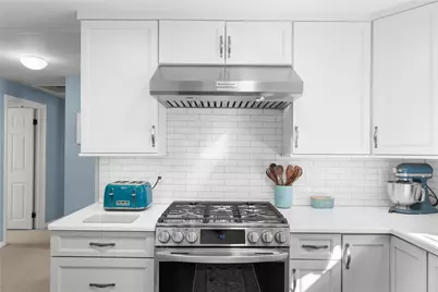 56 Star Street, Warwick, RI 02888 - Photo 12