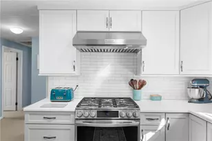 56 Star St, Warwick, RI 02888 - Photo 12