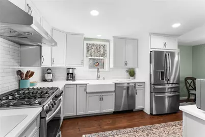 56 Star Street, Warwick, RI 02888 - Photo 10