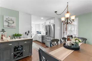 56 Star St, Warwick, RI 02888 - Photo 4