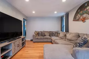 15 Homewood Ave, North Providence, RI 02911 - Photo 4