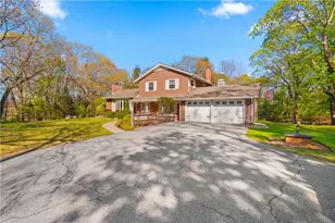 31 Harris Ave, Lincoln, RI 02865 - Photo 2