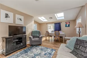 26 Dover Ave, East Providence, RI 02914 - Photo 20