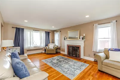 26 Dover Avenue, East Providence, RI 02914 - Photo 6
