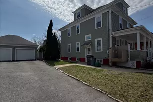 24 Fairfield Ave, Providence, RI 02909 - Photo 4