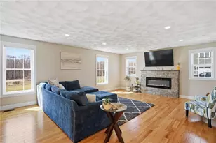 1268 Central Ave, Johnston, RI 02919 - Photo 18