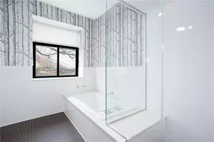 28 Wolcott St, Providence, RI 02908 - Photo 16