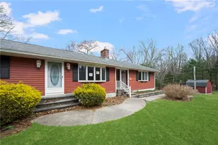 42 Ledge Rd, Coventry, RI 02816 - Photo 2