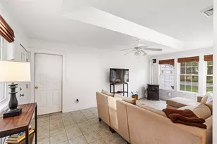 45 Bonnie Brook Dr, Cumberland, RI 02864 - Photo 10