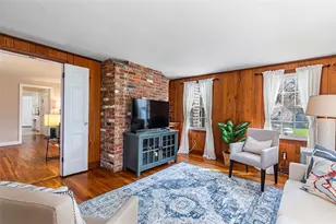 21 Old Chimney Rd, Barrington, RI 02806 - Photo 10