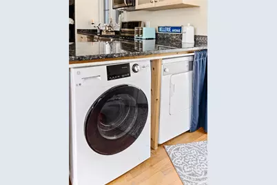 446 Bellevue Avenue #3, Newport, RI 02840 - Photo 16