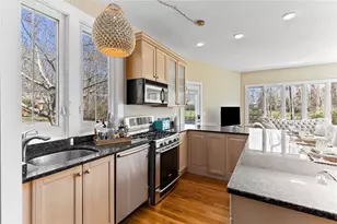 446 Bellevue Ave, Newport, RI 02840 - Photo 10