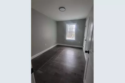 729 Potters Avenue, Providence, RI 02907 - Photo 6