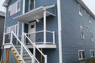 729 Potters Ave, Providence, RI 02907 - Photo 2