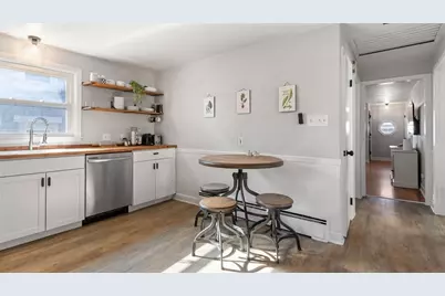 26 Blackamore Avenue, Cranston, RI 02910 - Photo 8