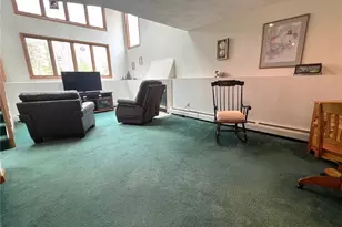 402 Weaver Hill Rd, West Greenwich, RI 02817 - Photo 32